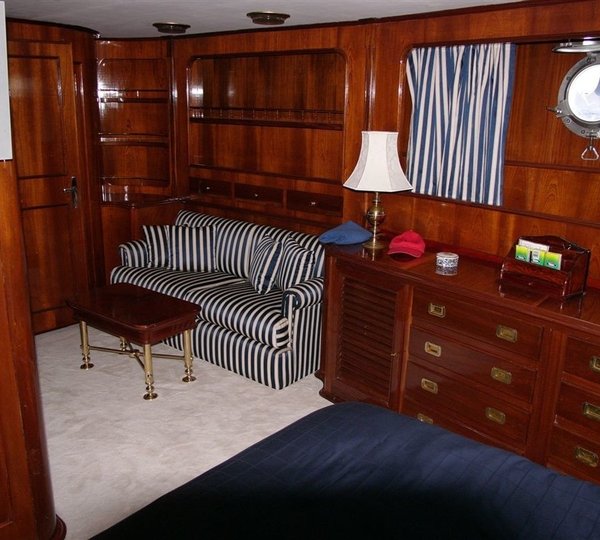 The 30m Yacht FAVORITA