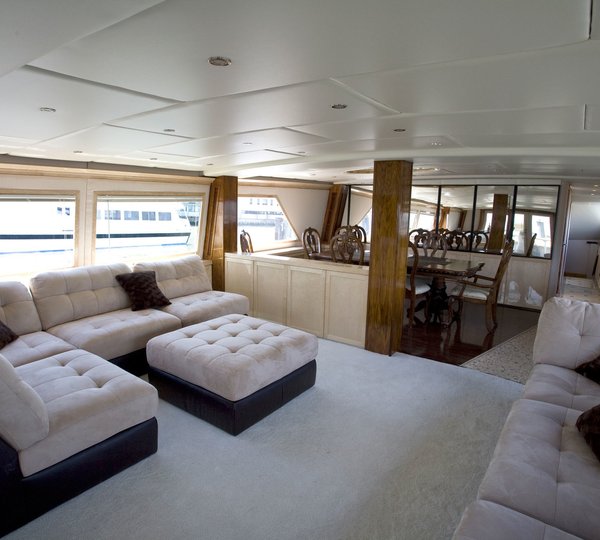 The 30m Yacht JUSTINE