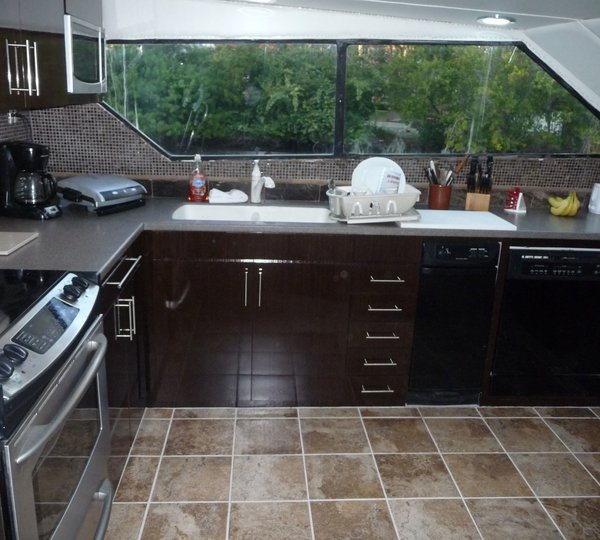 The 30m Yacht JUSTINE