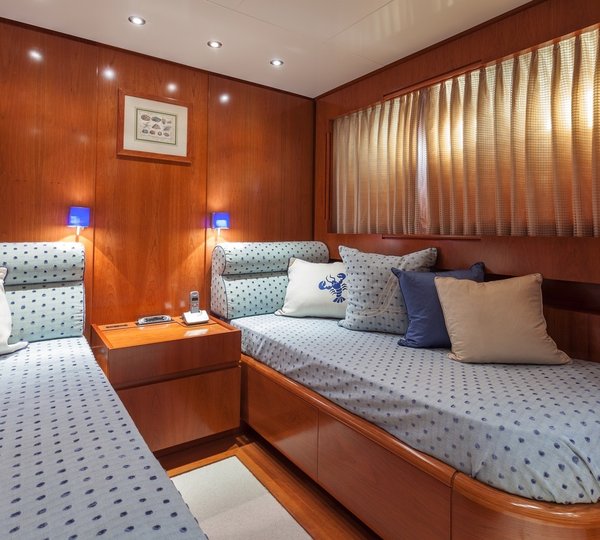 The 30m Yacht ZAMBEZI