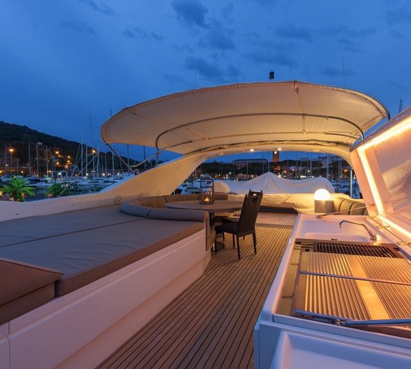 The 30m Yacht ZAMBEZI