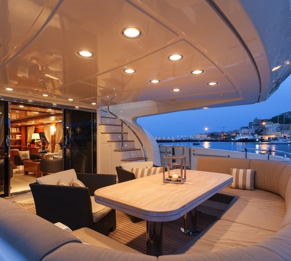 The 30m Yacht ZAMBEZI
