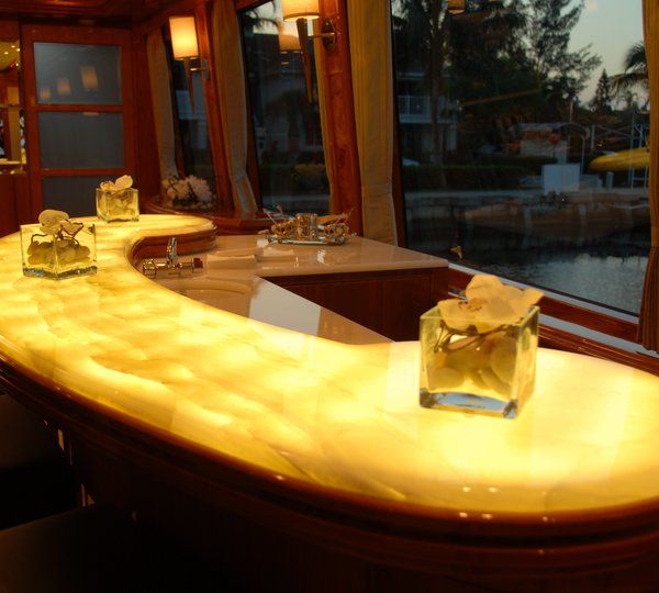 The 31m Yacht LA DOLCE VITA