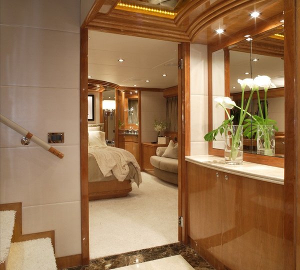 The 31m Yacht LA DOLCE VITA