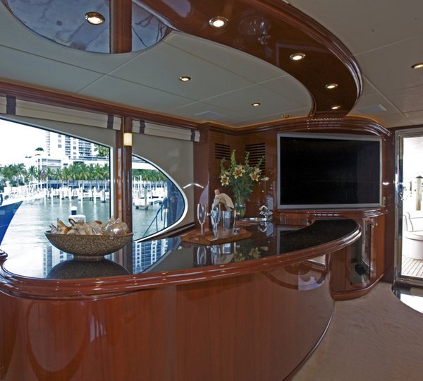 The 31m Yacht NO RULES