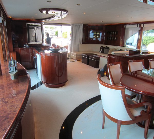 The 31m Yacht NO RULES