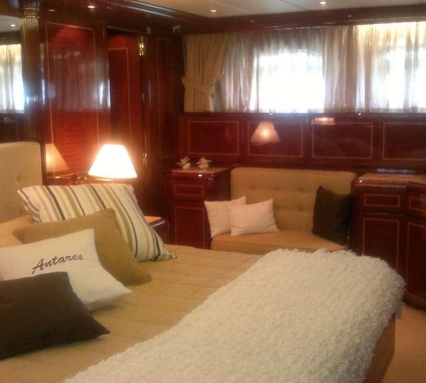 The 32m Yacht ANTARES K