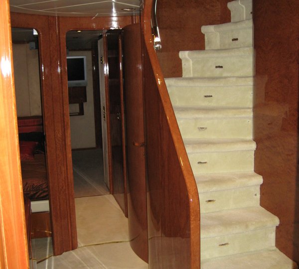 The 32m Yacht KENAYL II