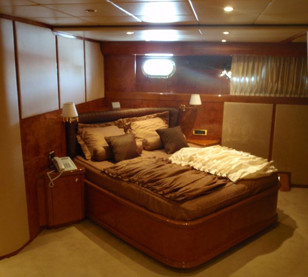 The 32m Yacht KENAYL II