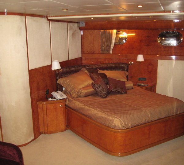 The 32m Yacht KENAYL II