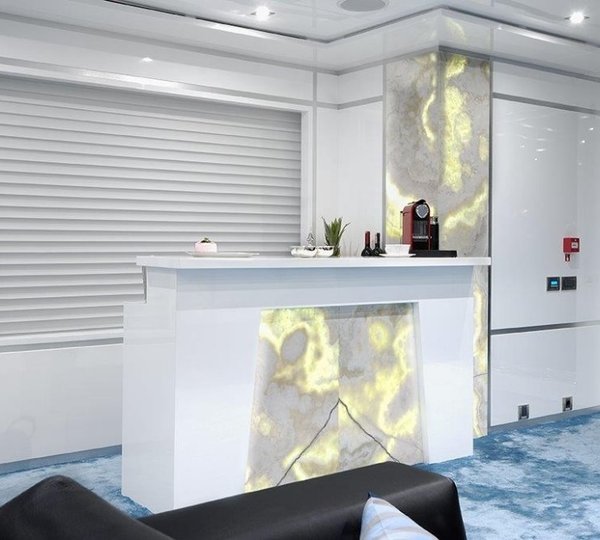 The 32m Yacht SERENITAS