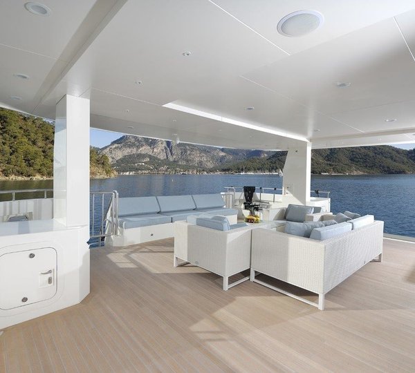 The 32m Yacht SERENITAS