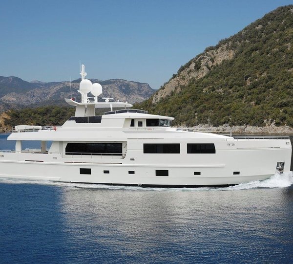 The 32m Yacht SERENITAS