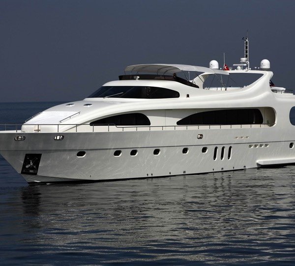 The 33m Yacht GRACE KELLY
