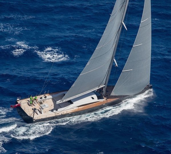 The 33m Yacht WINWIN