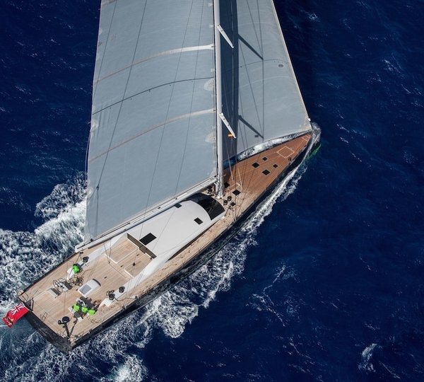 The 33m Yacht WINWIN