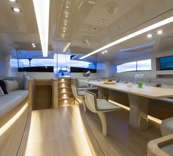 The 33m Yacht WINWIN