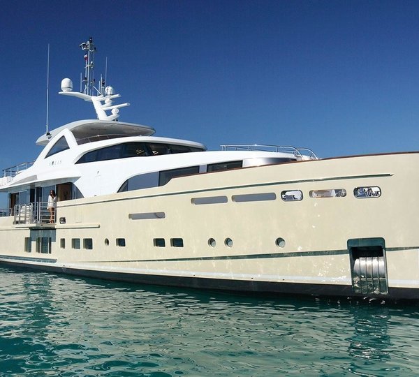 The 34m Yacht SOLIS