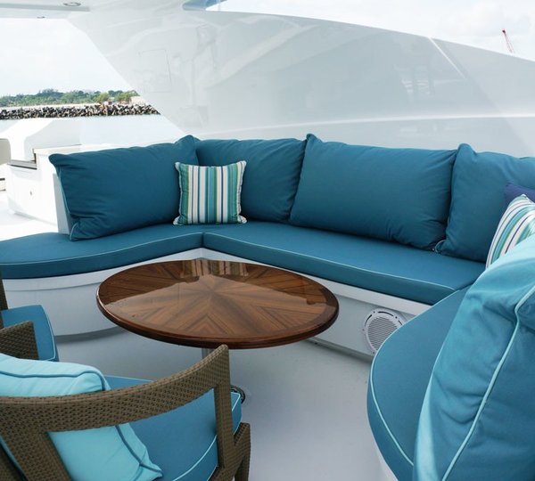 The 37m Yacht FINISH LINE