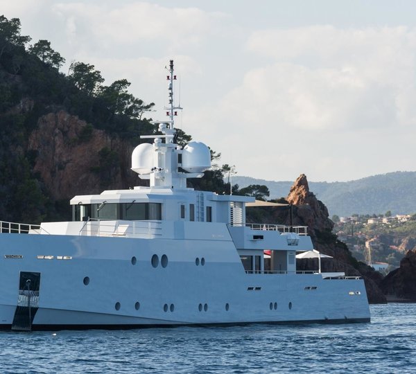The 39m Yacht SEXY FISH