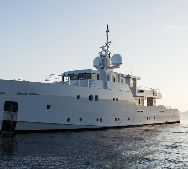 The 39m Yacht SEXY FISH