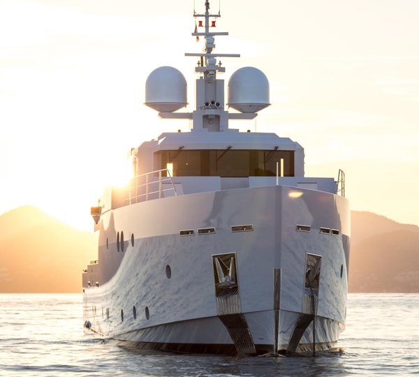 The 39m Yacht SEXY FISH