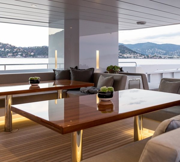 The 39m Yacht SEXY FISH