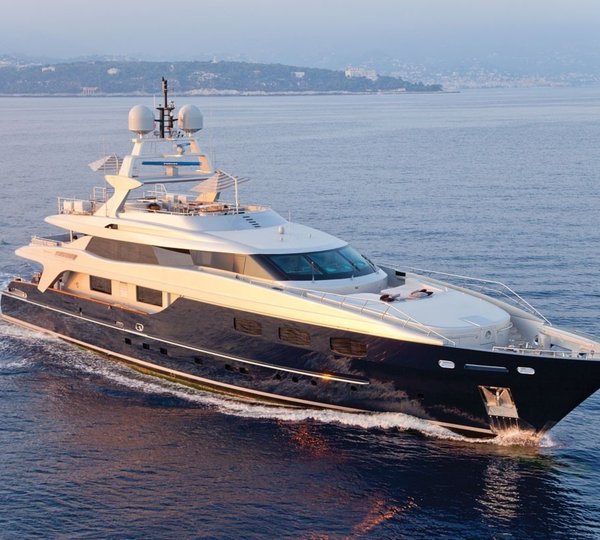 The 43m Yacht SOFIA 3