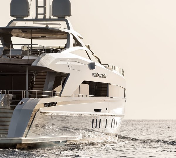 The 45m Yacht AMORE MIO