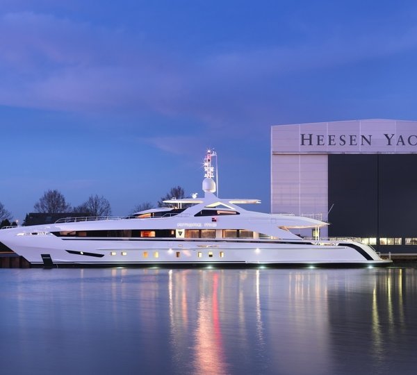 The 45m Yacht AMORE MIO