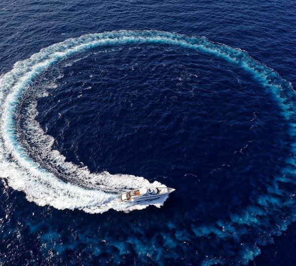 The 45m Yacht AMORE MIO