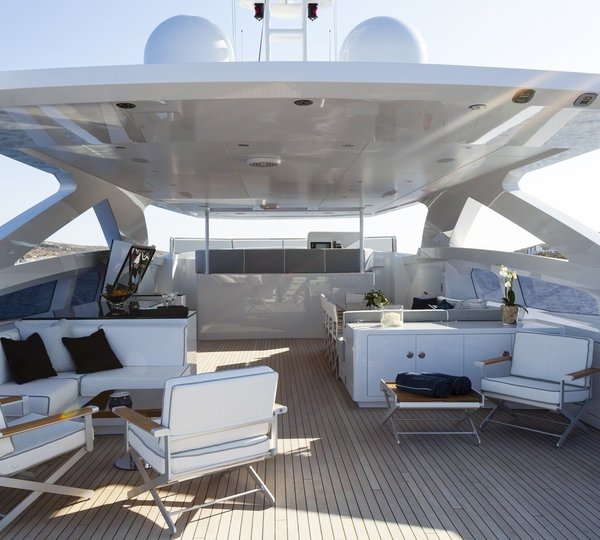 The 45m Yacht AMORE MIO