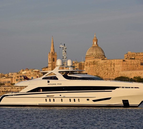 The 45m Yacht AMORE MIO