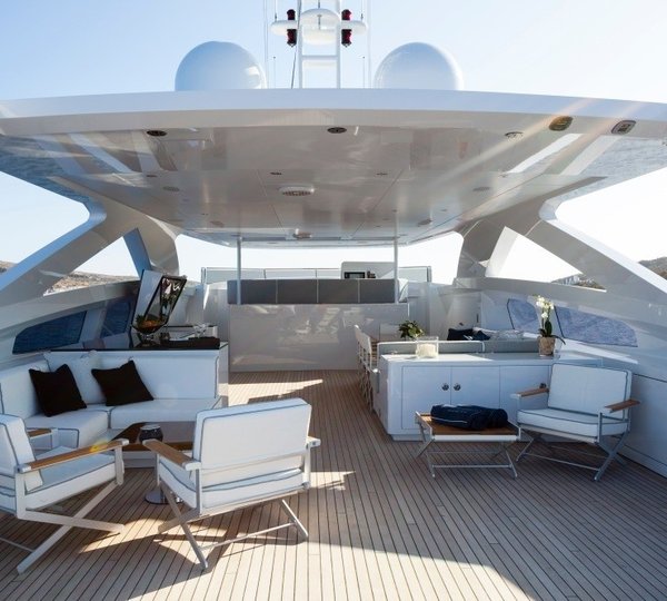 The 45m Yacht AMORE MIO