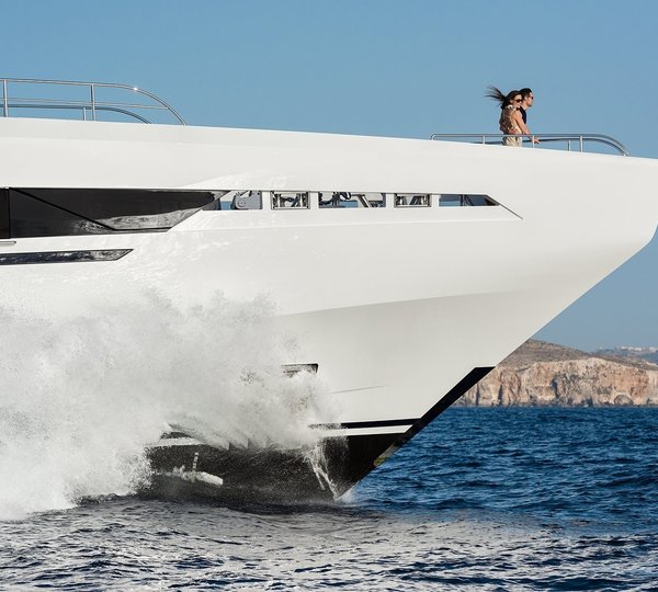The 45m Yacht AMORE MIO
