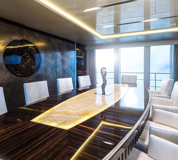 The 45m Yacht FLYING DRAGON