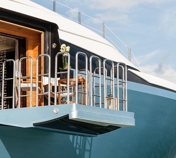 The 45m Yacht FLYING DRAGON