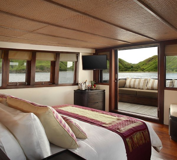 The 46m Yacht ALILA PURNAMA