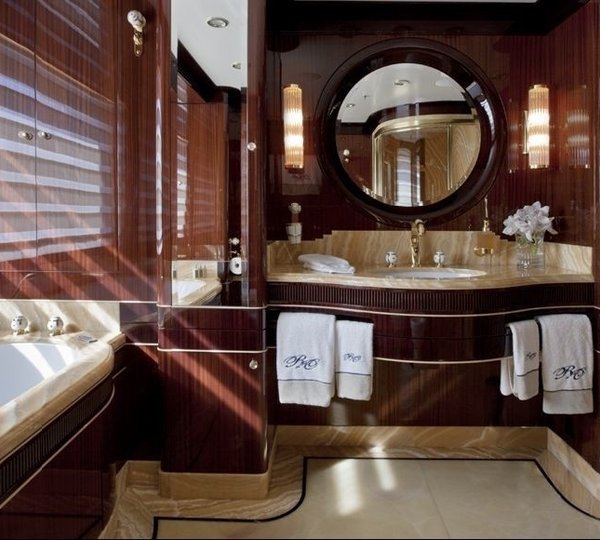 The 46m Yacht REVE D'OR