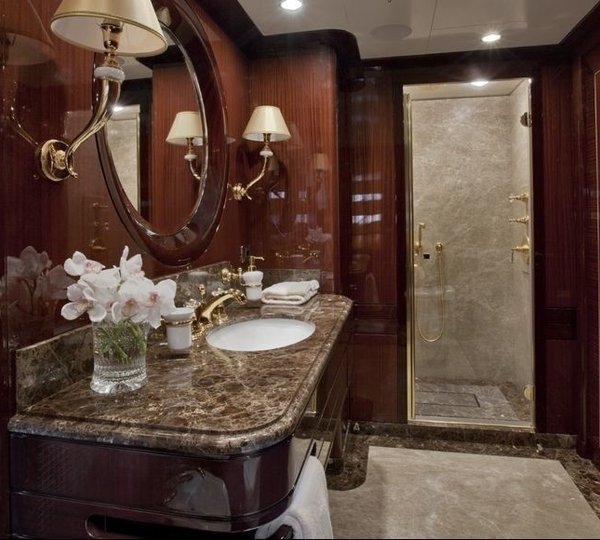 The 46m Yacht REVE D'OR