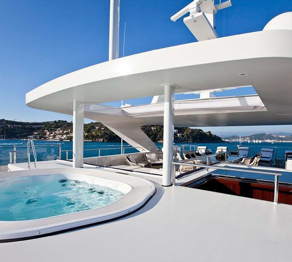 The 46m Yacht REVE D'OR