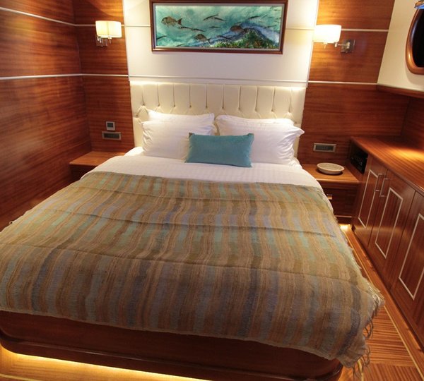 The 47m Yacht CARPE DIEM V