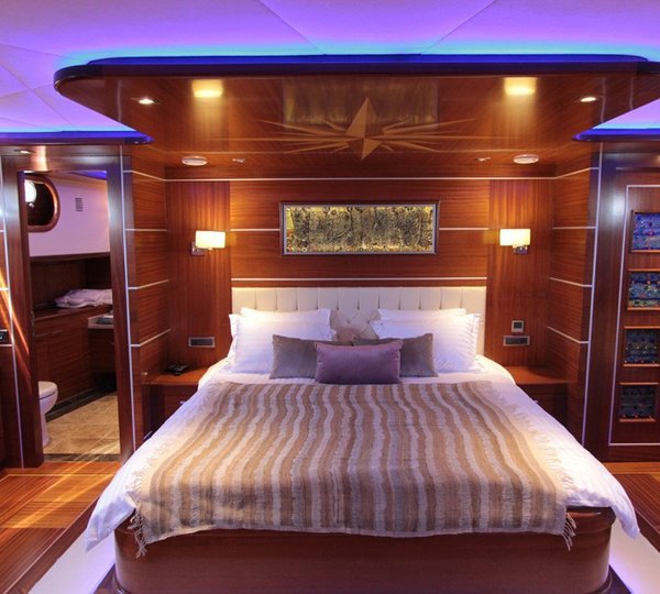 The 47m Yacht CARPE DIEM V