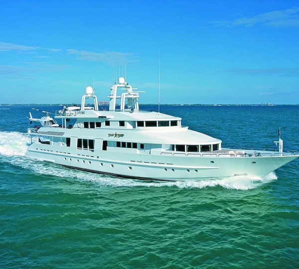 Premier Overview On Yacht STARSHIP