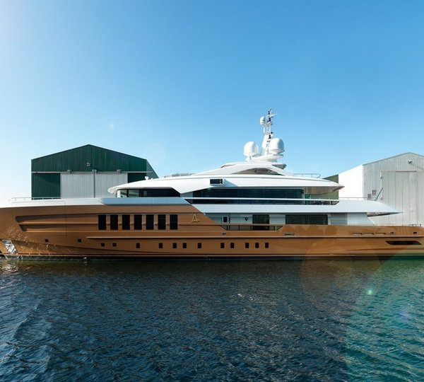 The 55m Yacht AZAMANTA