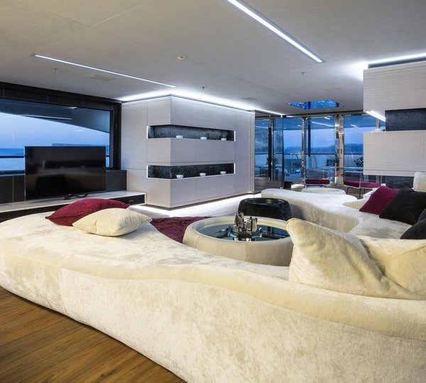 Premier Saloon On Board Yacht OCEAN PARADISE
