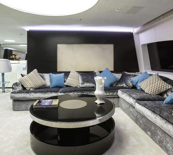 Sky-lounge On Board Yacht OCEAN PARADISE