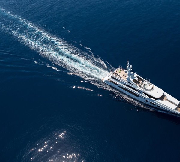 Cruising Aboard Yacht OCEAN PARADISE