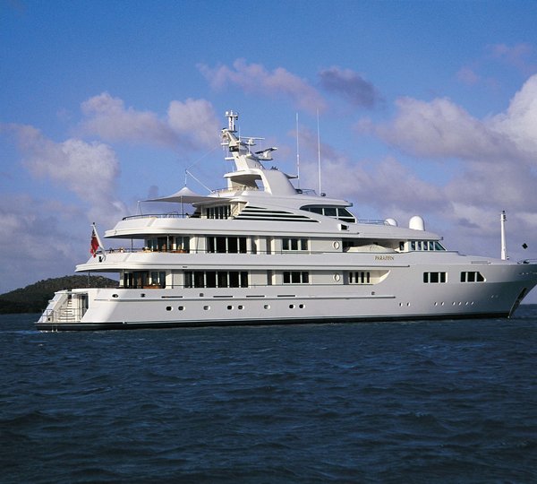 Overview Aboard Yacht PARAFFIN