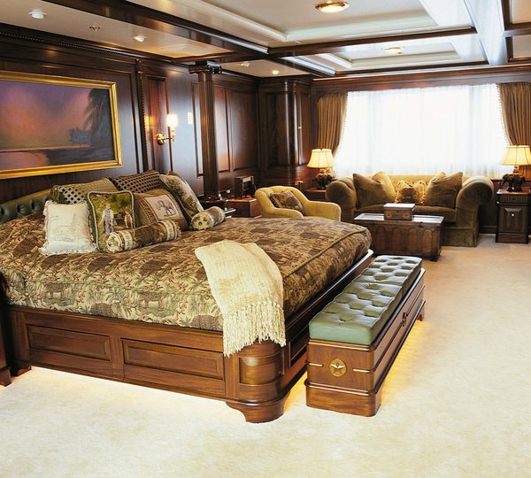 Premier Cabin On Yacht PARAFFIN